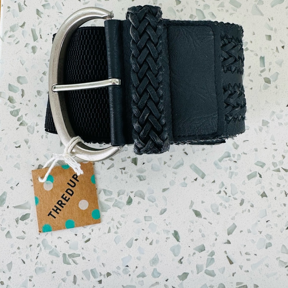 NWT, Thred Up Belt, Size M/L